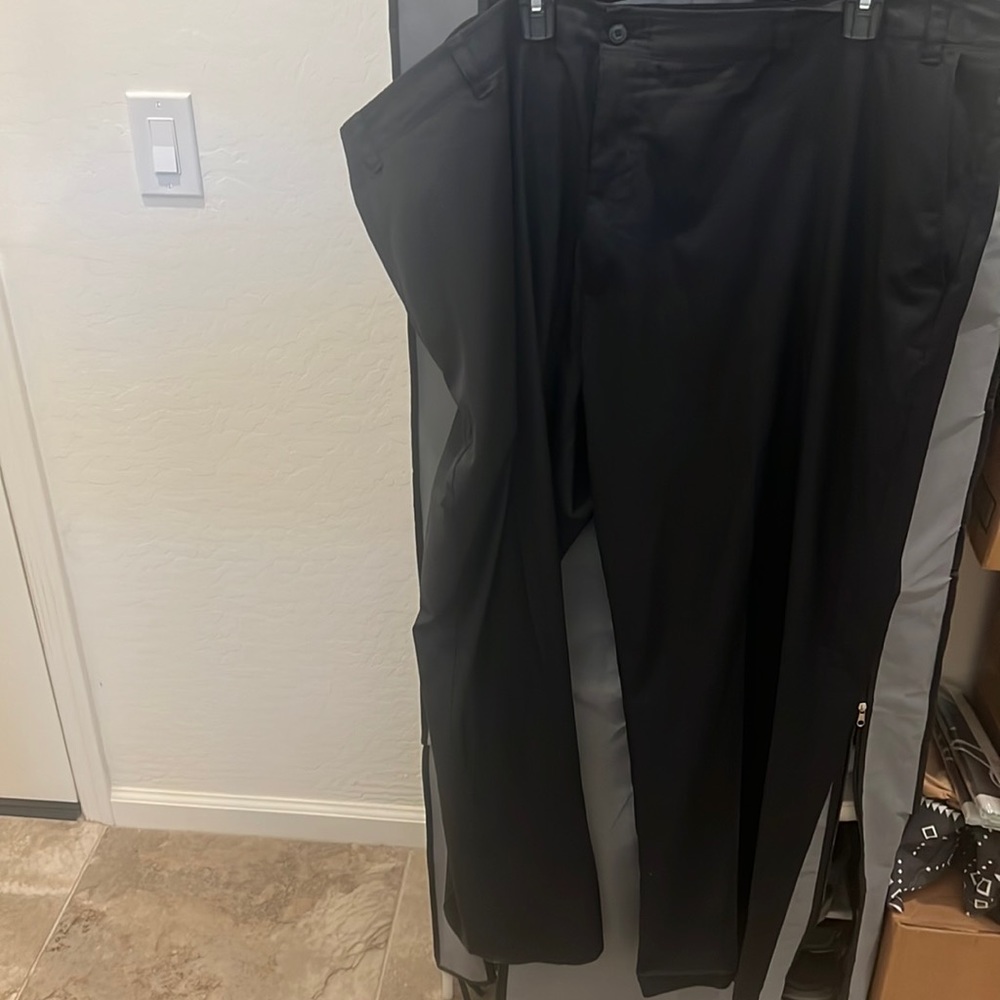 These are dress pants can be used as unisex 50x30